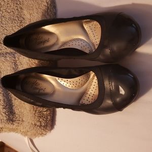 Dexflex Comfort Black size 5 women's